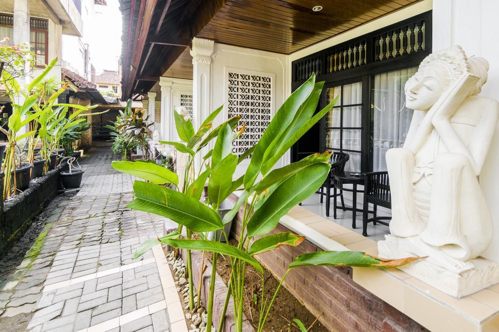 Hotel Reddoorz @ Poppies Lane 1 Kuta Lombok Exteriér fotografie