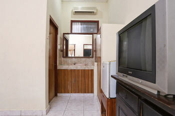 Hotel Reddoorz @ Poppies Lane 1 Kuta Lombok Exteriér fotografie